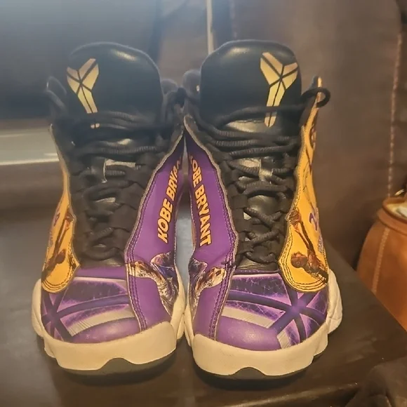 Kobe Bryant High Top Sneakers #24 - Picture 2 of 5